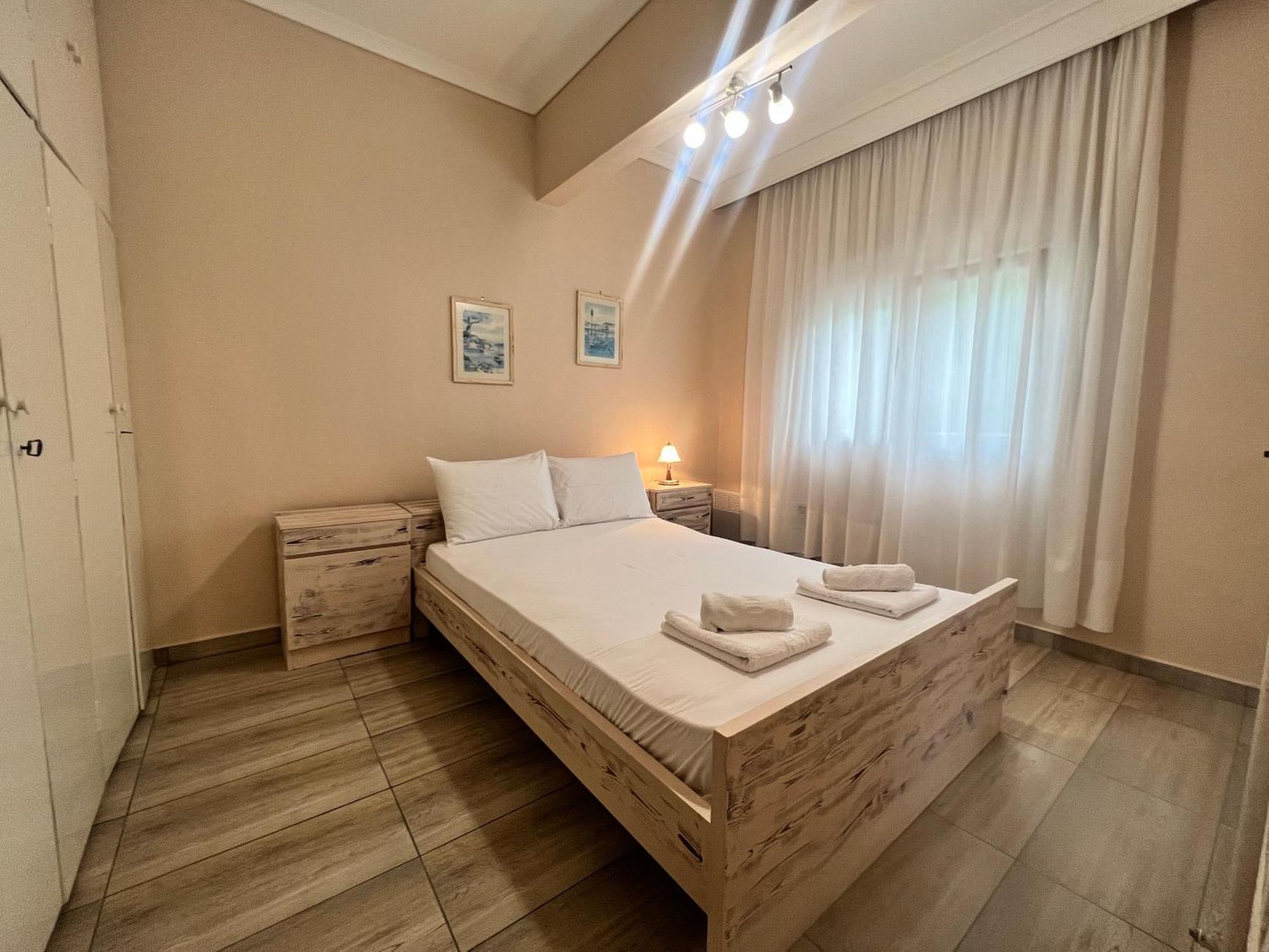 Sea Breeze Palaiontsiflikion